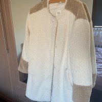 Дамско палто на GAP, снимка 1 - Палта, манта - 39605099