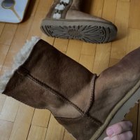 Ботуши боти UGG 35 оригинални , снимка 2 - Дамски ботуши - 44016741