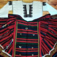Автентична женска Плевенска носия, снимка 11 - Антикварни и старинни предмети - 38571608