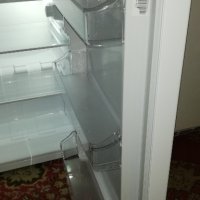 Малък хладилник VESTEL, снимка 4 - Хладилници - 43062972
