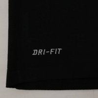 Nike DRI-FIT оригинална тениска S Найк спортна фланелка спорт фитнес, снимка 5 - Спортни дрехи, екипи - 37466069