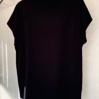 Нова черна тениска/блуза  WEEKDAY паднало рамо, снимка 1 - Тениски - 39028207