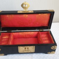 Стара китайска кутия за бижута от черно дърво и седеф, снимка 12 - Антикварни и старинни предмети - 43452723
