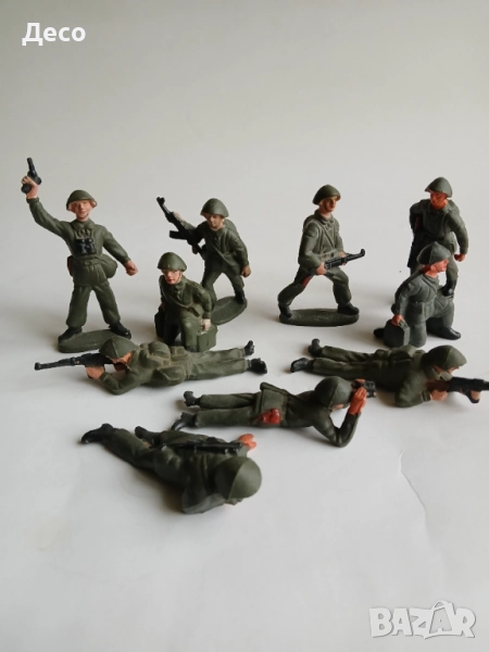 Стари гумени ГДР фигурки войници., снимка 1