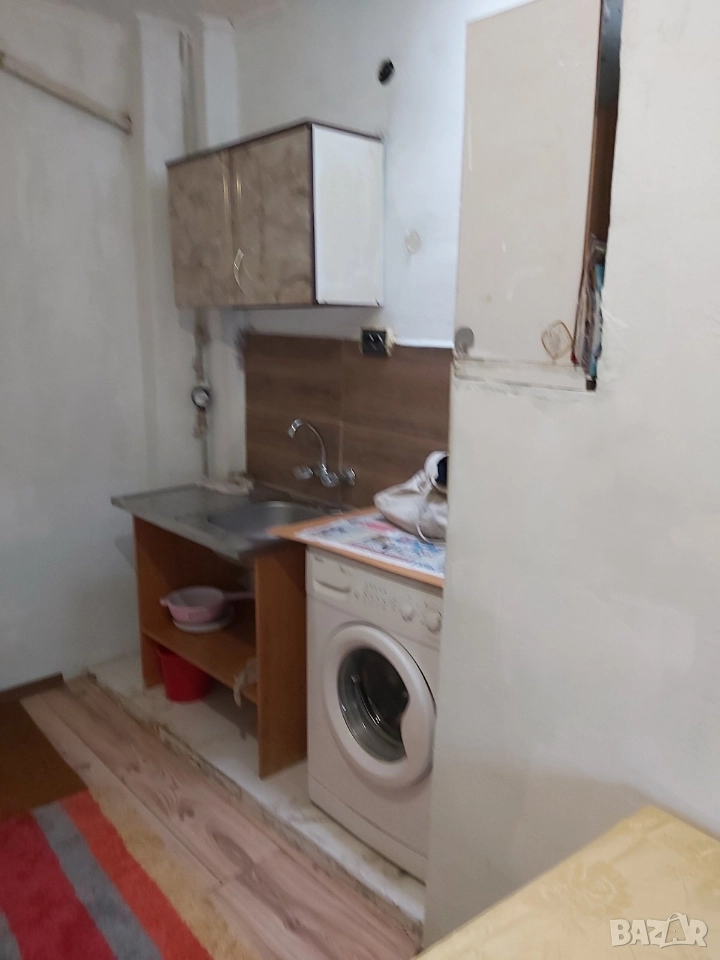 Жилище на 5 минути от центъра на гр. Перник, снимка 1