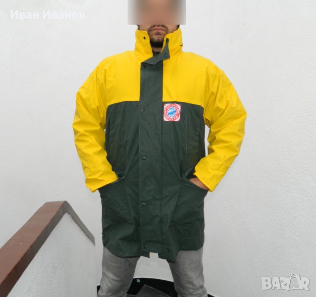 яке -дъждобран с подплата -  Байерн Мюнхен  размер Л , снимка 1