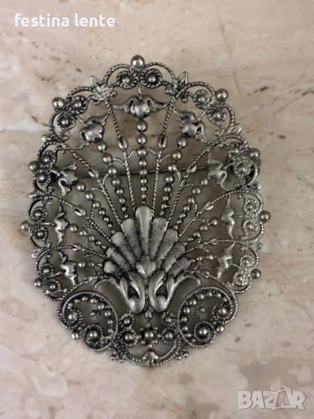 Старинна  брошка, снимка 1