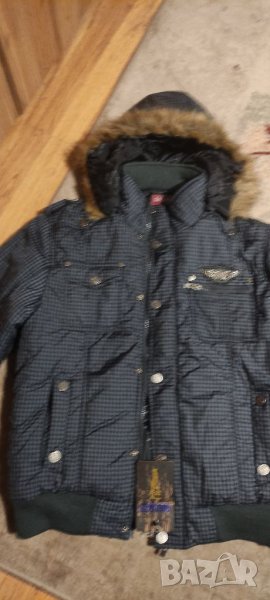 Яке в качулка с пух чисто ново разпродажба 40 лв, снимка 1