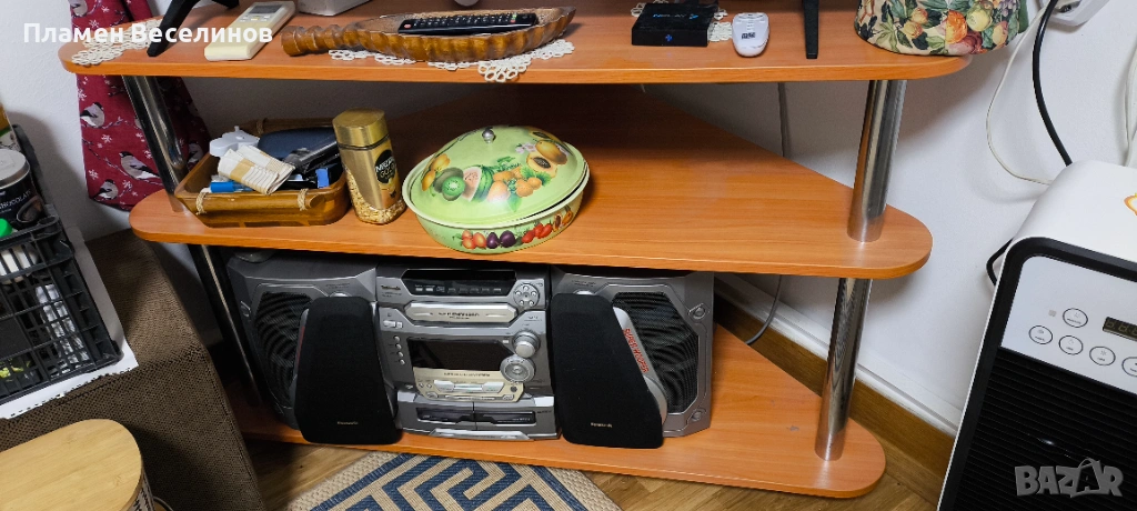 ъглова етажерка за под телевизор, снимка 1