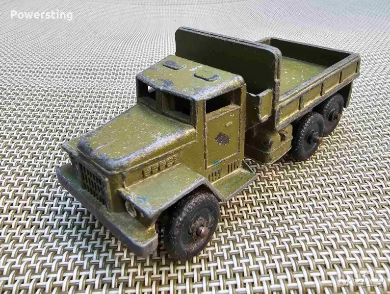 Руска съветска винтидж играчка военен камион  Краз, снимка 1