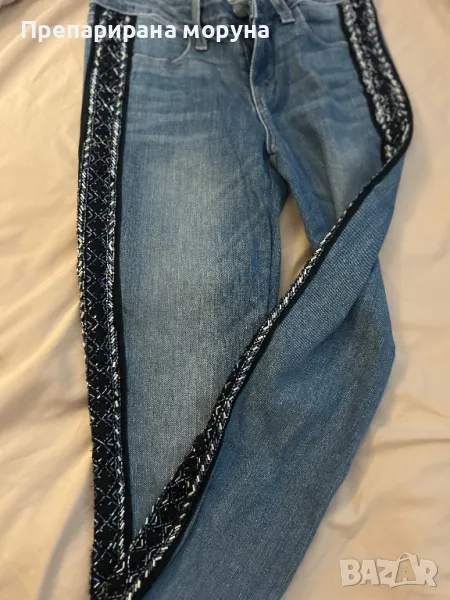 дънки с бродерия, снимка 1