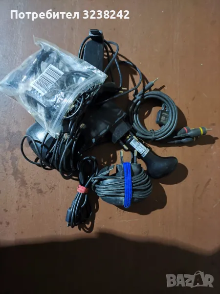 ЗАРЯДНИ OT АВТОМОБИЛ, ЗА SAMSUNG(СТАРИ), УНИВАРСАЛНО И СВЪРЗВАЩ MULTIMEDIA NOKIA., снимка 1