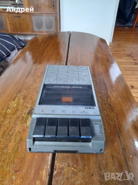 Стар касетофон Aiwa TP-757E, снимка 1