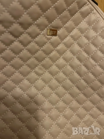 Дамска раница, снимка 2 - Раници - 52228663