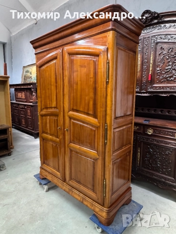 Двукрилен гардероб от дъбов масив, снимка 4 - Гардероби - 52983557