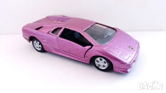 Lamborghini Diablo Maisto - Мащаб 1:40, снимка 5 - Колекции - 48209729