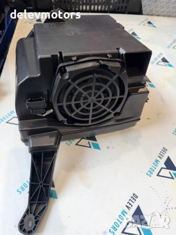 3V0035412 Subwoofer суббуфер от Skoda SuperB 2.0 TDI DSG 4x4 200 кс., двигател DTUA, 22000 км., 2022