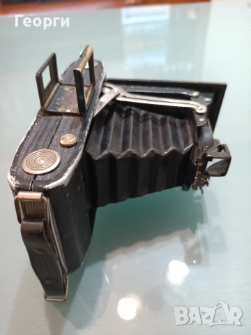 Продавам ретро фотоапарат Zeiss Ikon Ikomat , снимка 3 - Антикварни и старинни предмети - 53370101