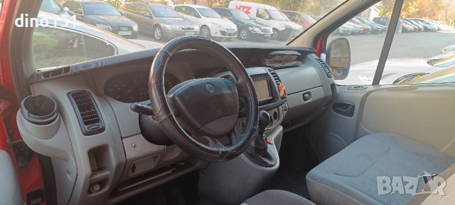 Renault trafic 1.9 dCi, снимка 5 - Бусове и автобуси - 52327427