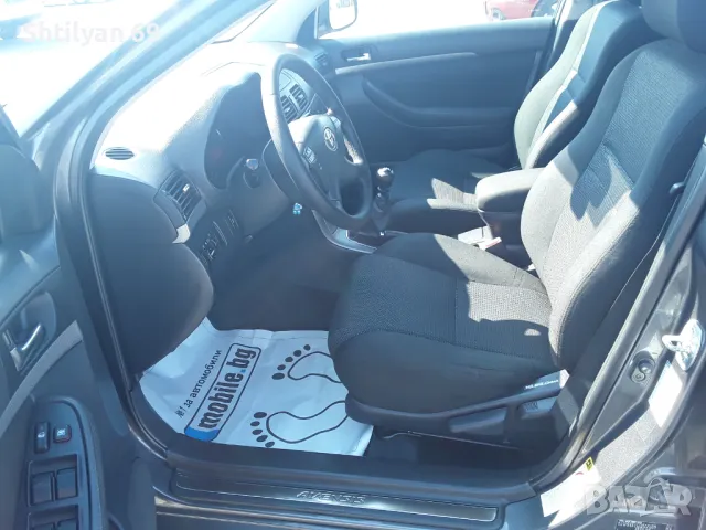 Тойота Авенсис 2.0D-4D, снимка 14 - Автомобили и джипове - 37956410