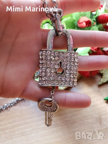 LoveStory/Гердан с ключе и катинарче , снимка 1 - Колиета, медальони, синджири - 25264399
