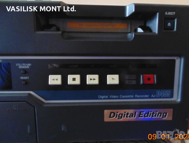 Видеорекордер Panasonic DVC pro AJ-D455, снимка 3 - Плейъри, домашно кино, прожектори - 53045615