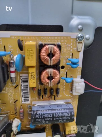 LG 32LK6200 на части - EAX67703503 (1.1) / EAX69091401 (1.2) / HV320FHB-N02 / LGSBWAC72, снимка 12 - Части и Платки - 47532573