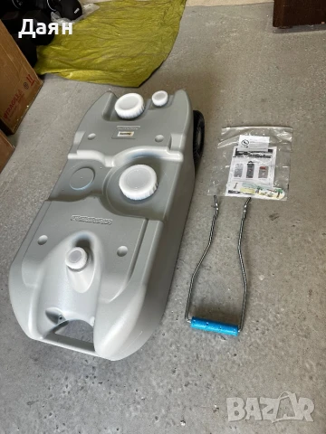 Преносим къмпинг резервоар за вода на колела 40L Outsunny 