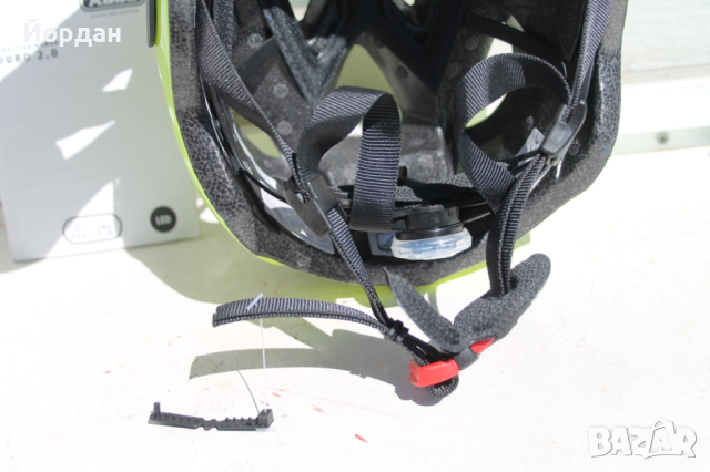 Каска за велосипед ''Abus S51-55", снимка 4 - Аксесоари за велосипеди - 44911517