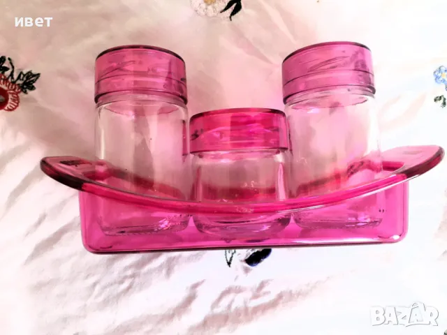 Нов комплект за подправки,клечки за зъби с подложка, снимка 2 - Аксесоари за кухня - 49190992