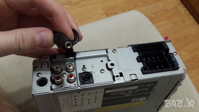 CD авторадио приемник JVC KD-G631E с USB *, снимка 2 - MP3 и MP4 плеъри - 27345224