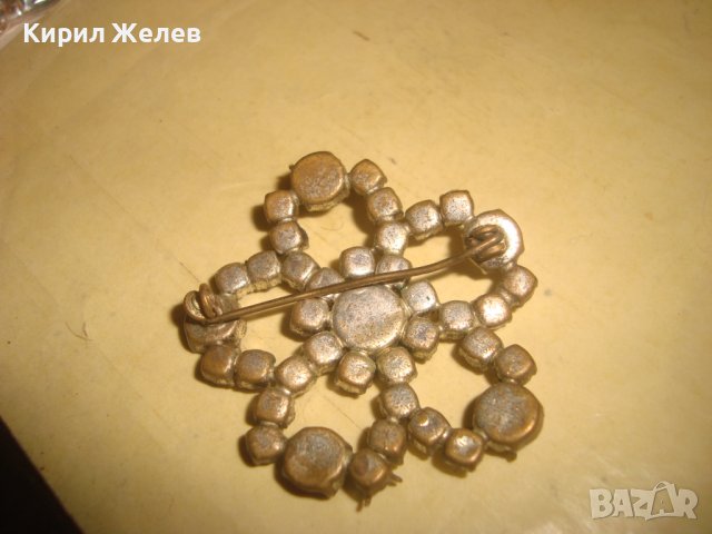 СТАРА ФЛОРАЛНА КОЛЕКЦИОНЕРСКА РЕТРО БРОШКА БРОНЗОВА ПОСРЕБРЕНА с ФАСЕТИРАНИ БОХЕМСКИ КРИСТАЛИ 29034, снимка 7 - Антикварни и старинни предмети - 37722557