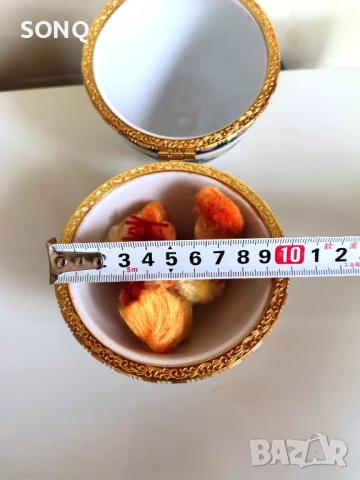 Красиво Порцеланово Яйце-Кутия за Бижута-Лимож, снимка 7 - Антикварни и старинни предмети - 51146440