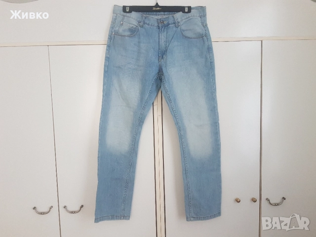 Продавам дънки NEXC размер 32.