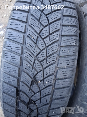 215 65 16 GOOD YEAR 2бр зимни , снимка 2 - Гуми и джанти - 52814697