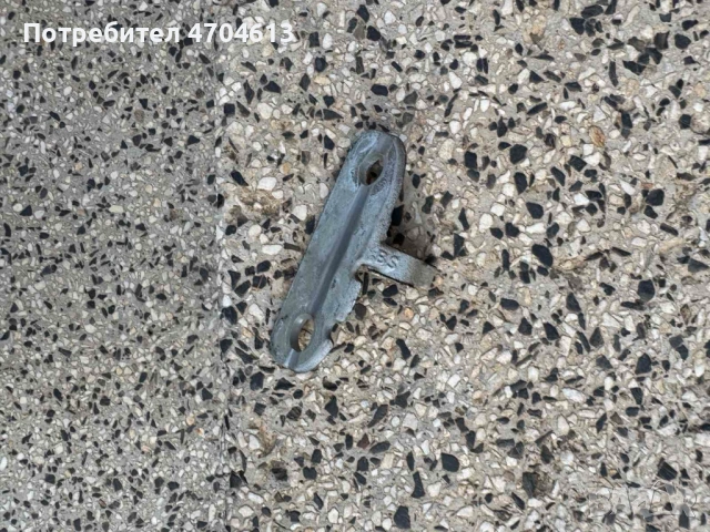 Горна и долна панта комплект за предна дясна врата на Range Rover Evoque само за 80лв. BJ32223A, снимка 4 - Части - 53117096