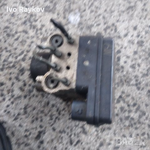 ABS модул за  Toyota Yaris 1.0 VVT-i 69 конски сили , снимка 2 - Части - 43961663