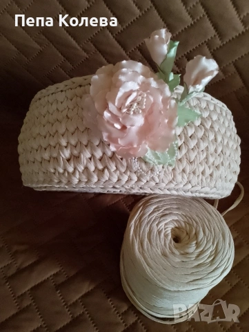 Ръчно плетен панер от прежда Макарон , снимка 4 - Декорация за дома - 53523867
