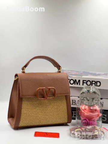 Valentino дамски чанти Различни цветове , снимка 5 - Чанти - 48835526