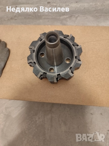 глава със сменяеми пластини за фреза ФУ321 ф.200, снимка 5 - Стругове - 52507006