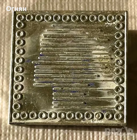 Значка девойка, снимка 1