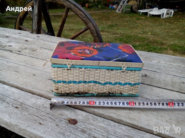 Стара плетена кутия, снимка 3 - Антикварни и старинни предмети - 27005423