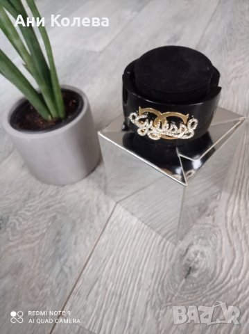 Оригинална гривна на Guess, снимка 5 - Гривни - 32585928