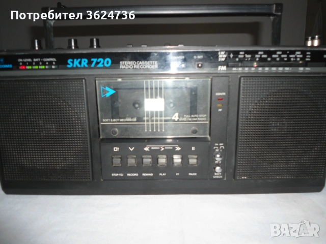RFT INCOMS SKR 720 Радиокасетофон, снимка 7 - Радиокасетофони, транзистори - 53129716