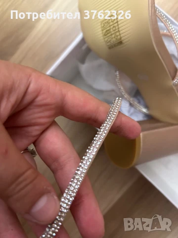 Дамски обувки с ток , снимка 5 - Дамски обувки на ток - 51368133