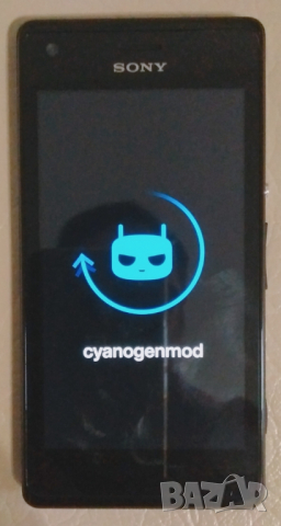 Sony Xperia M (C2004) с две SIM карти и CyanogenMod 11 (Android 4.4.4 KitKat), снимка 3 - Sony - 36485850