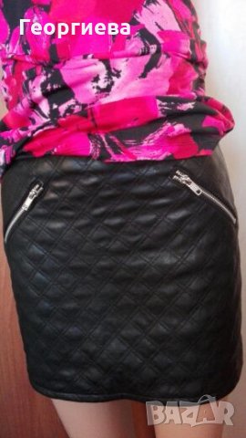 Черна къса кожена пола 🎀 S р-р 🎀 код 051, снимка 1
