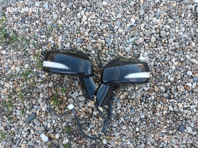 ляво и дясно огледало за хонда ФР В 06-11 HONDA FR - V , снимка 2 - Части - 52641591