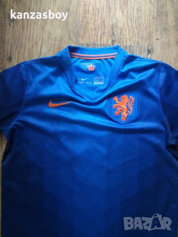 Nike Holland - страхотна юношеска тениска , снимка 3 - Детски тениски и потници - 40645523