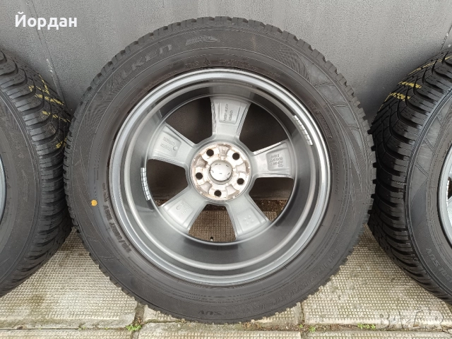 ОРИГИНАЛНИ джанти със зимни гуми 17 '' 5x114,3 Тойота / TOYOTA CH-R, снимка 15 - Гуми и джанти - 52368605